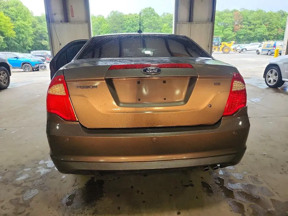 2011 FORD FUSION SE  