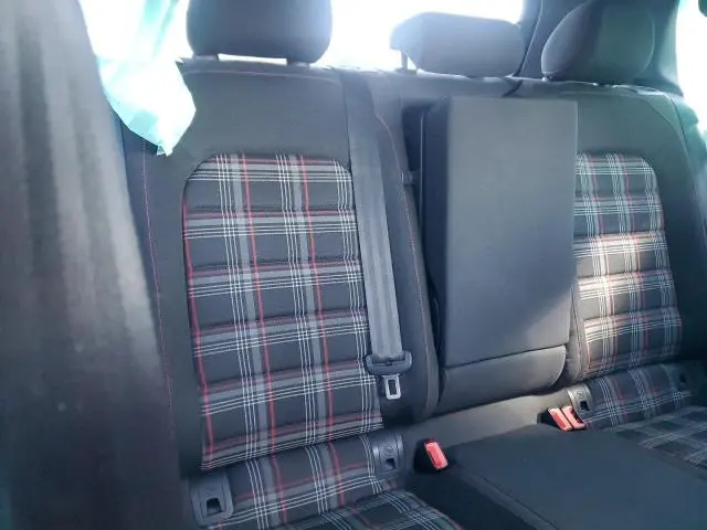 2015 VOLKSWAGEN GTI 