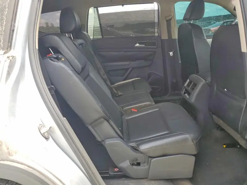 2018 VOLKSWAGEN ATLAS SE  