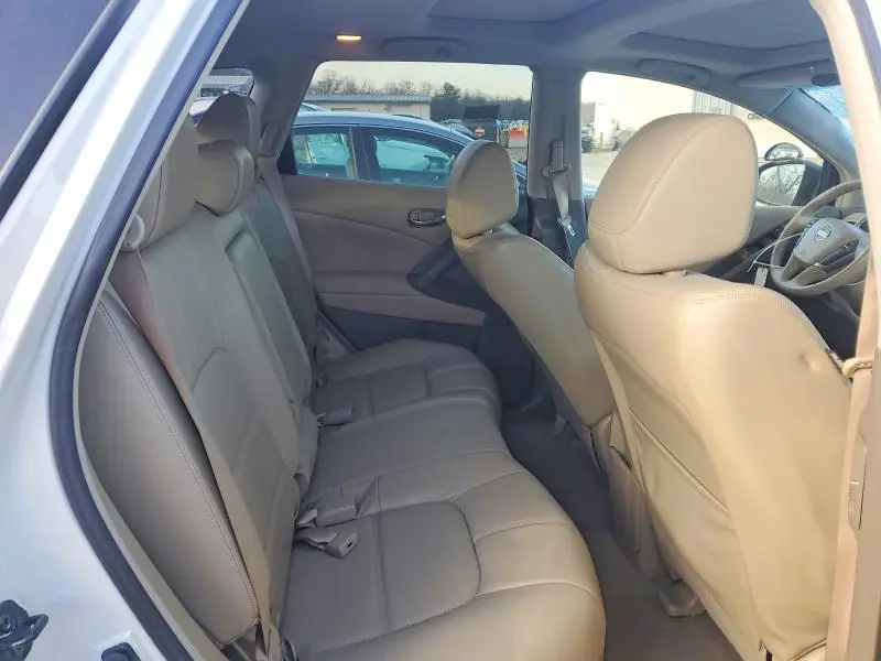 2014 NISSAN MURANO S  