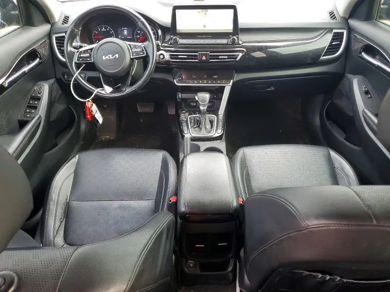 2022 KIA SELTOS EX  