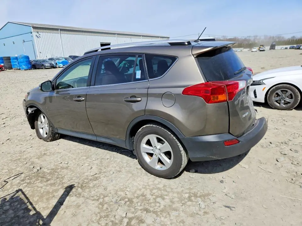 2013 TOYOTA RAV4 XLE  