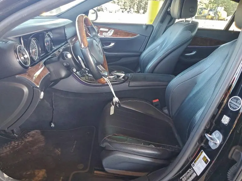 2017 MERCEDES-BENZ E 300  