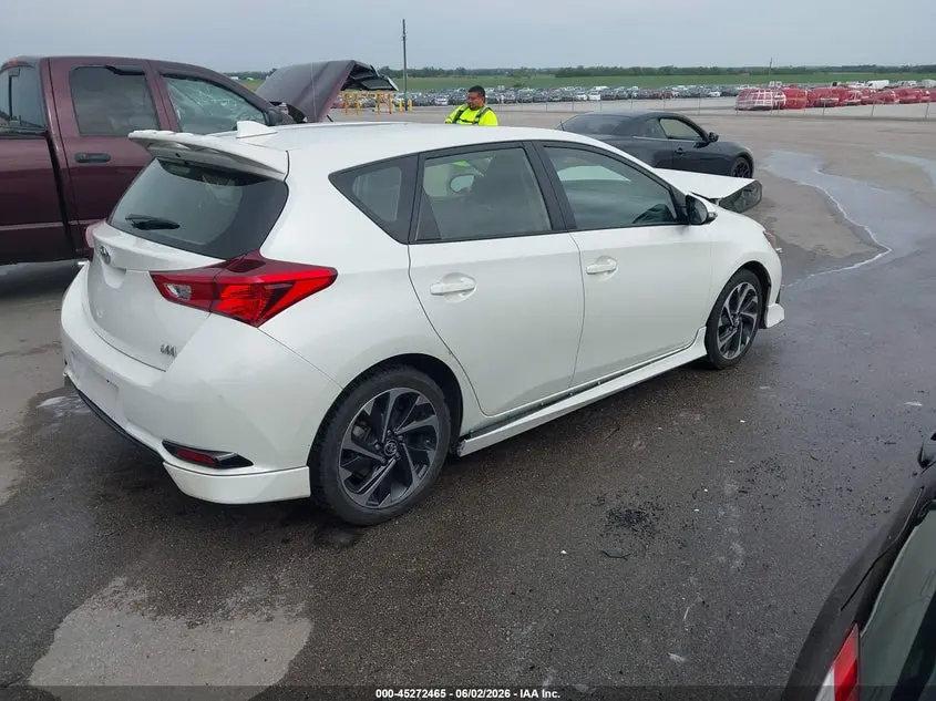2018 TOYOTA COROLLA IM  