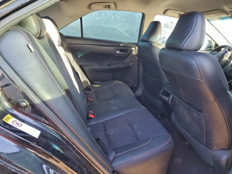 2016 TOYOTA CAMRY LE  