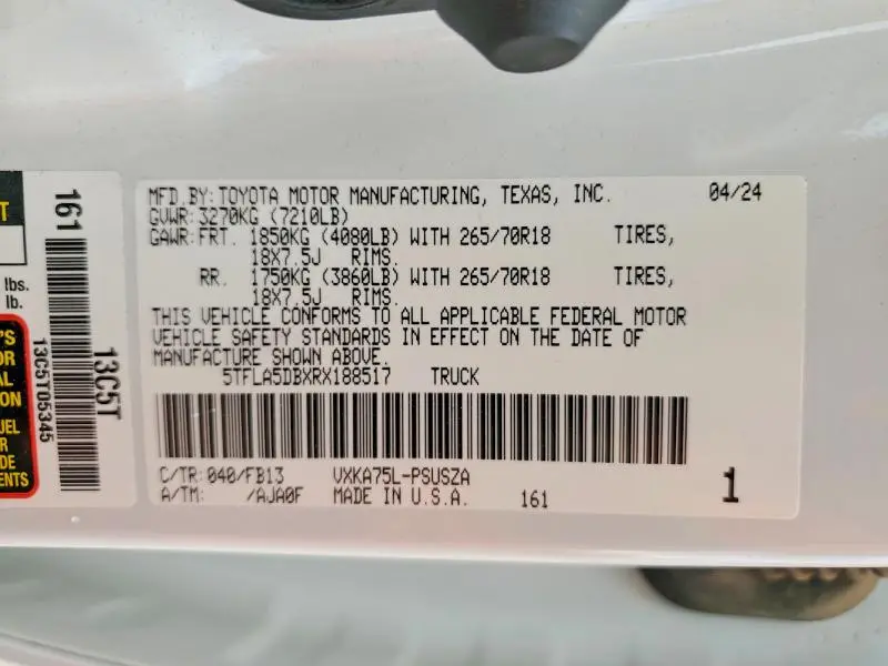 2024 TOYOTA TUNDRA SR5  