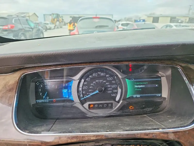 2015 FORD TAURUS LIMITED  