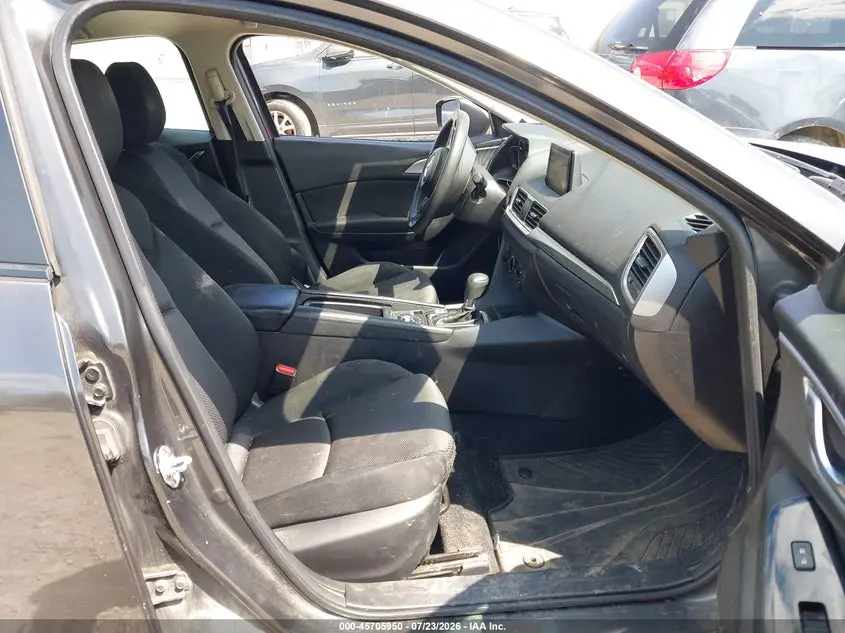 2017 MAZDA MAZDA3 SPORT