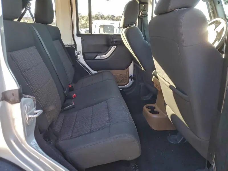 2012 JEEP WRANGLER UNLIMITED SAHARA  