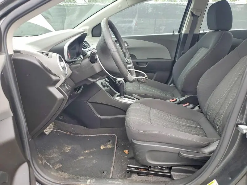 2017 CHEVROLET SONIC LT  