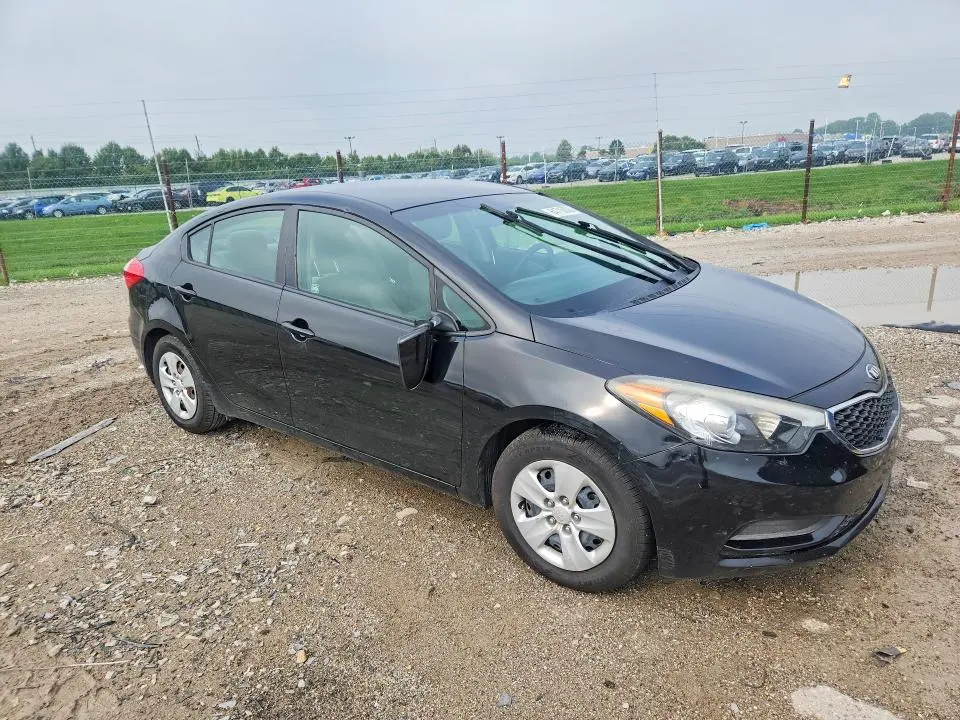 2015 KIA FORTE LX  