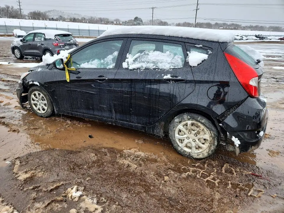 2013 HYUNDAI ACCENT GS  