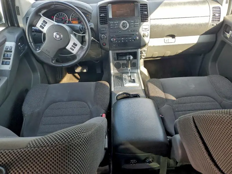 2012 NISSAN PATHFINDER S  