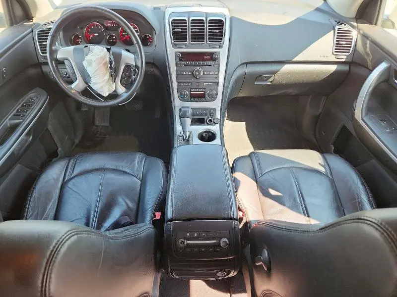 2011 GMC ACADIA SLT-1  