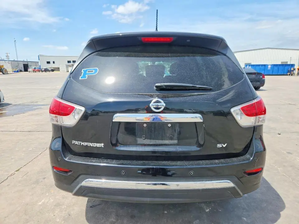 2014 NISSAN PATHFINDER SV  