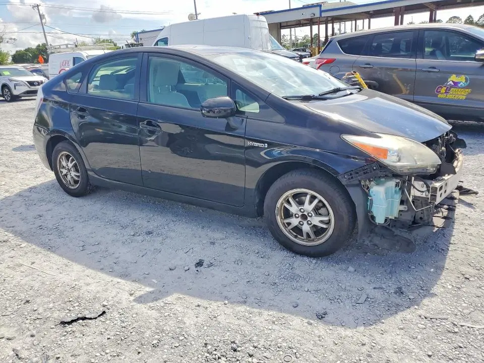 2011 TOYOTA PRIUS THREE  