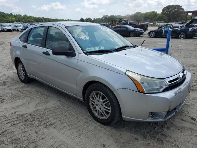 2010 FORD FOCUS SE  