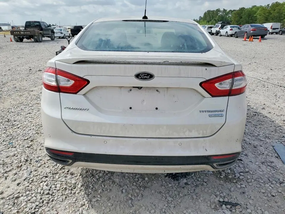 2016 FORD FUSION TITANIUM  