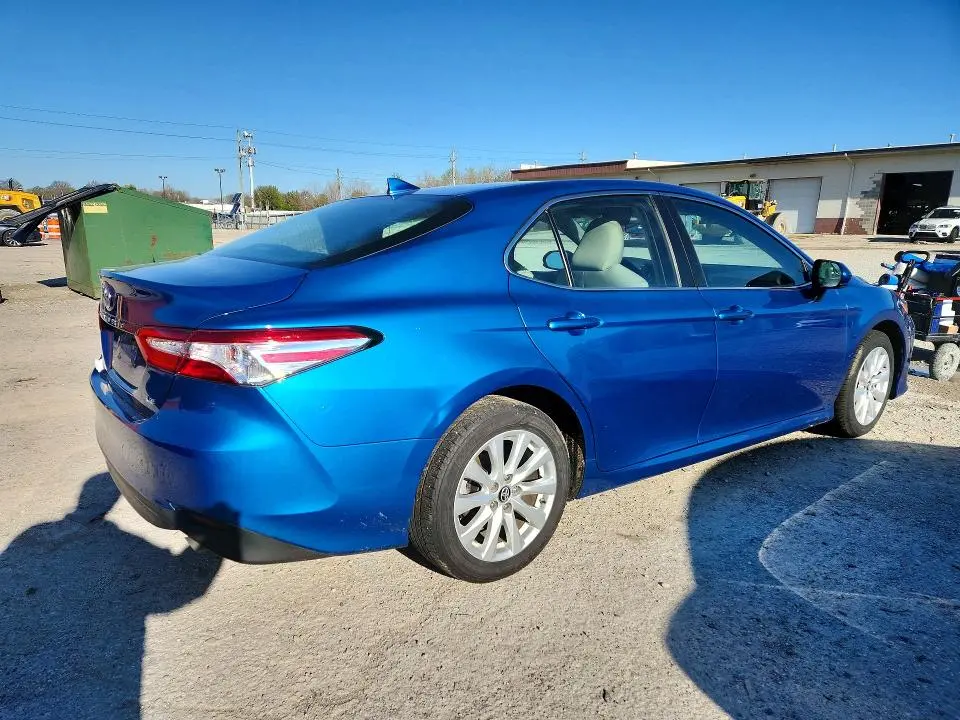 2019 TOYOTA CAMRY LE  