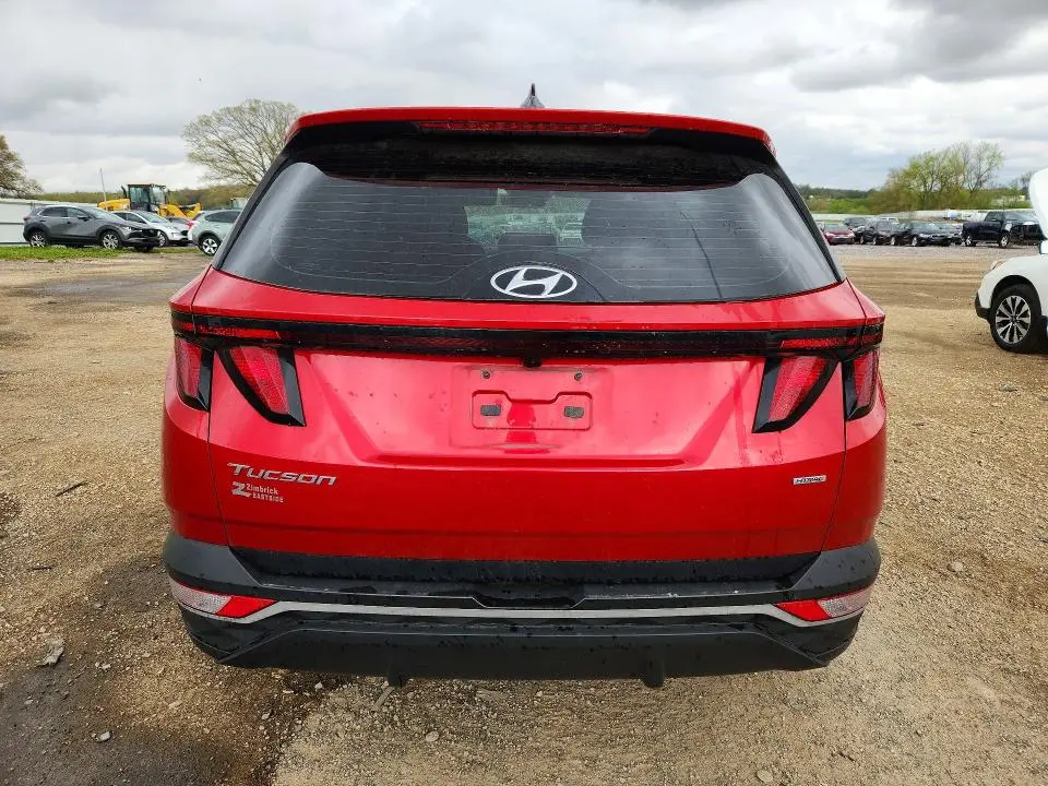 2022 HYUNDAI TUCSON SE  