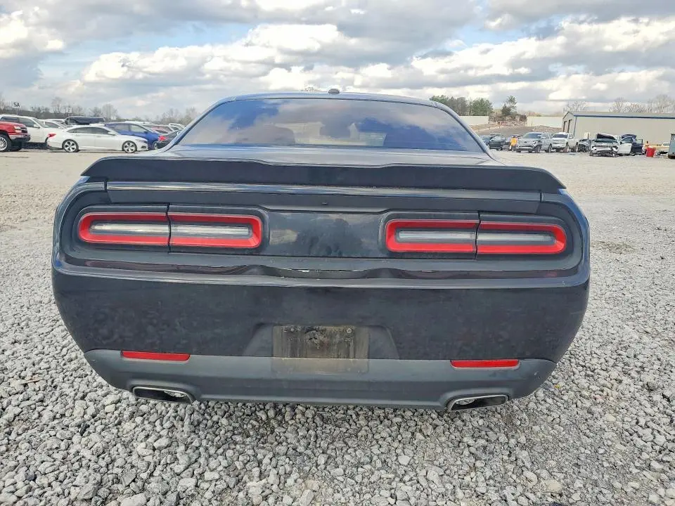 2015 DODGE CHALLENGER SXT  