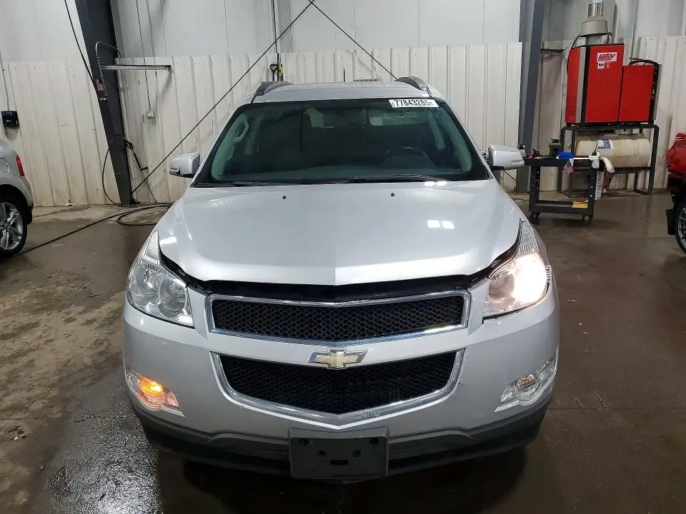 2011 CHEVROLET TRAVERSE LT  