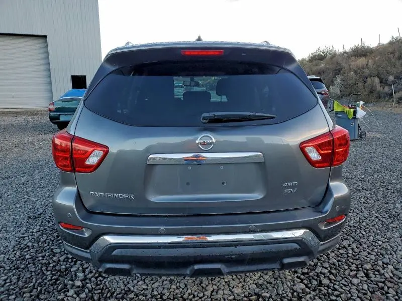 2018 NISSAN PATHFINDER S  