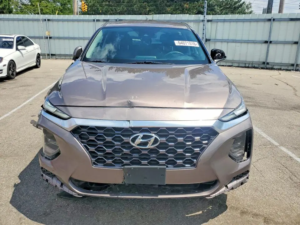 2020 HYUNDAI SANTA FE SE  