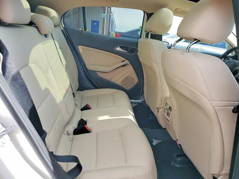 2020 MERCEDES-BENZ GLA 250 4MATIC  
