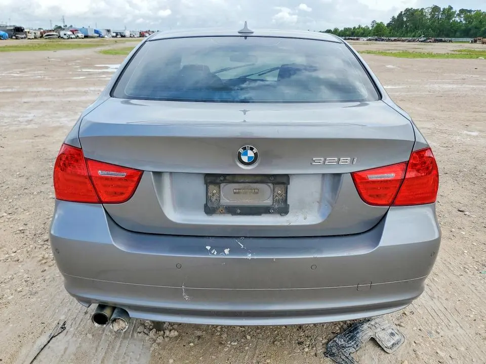 2011 BMW 328 XI  