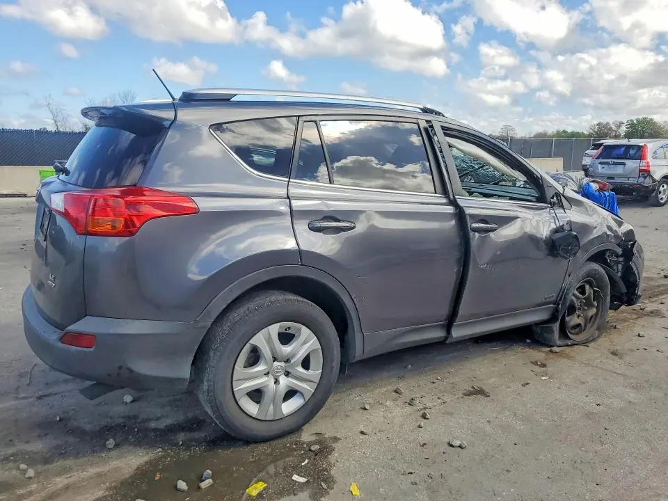 2015 TOYOTA RAV4 LE  