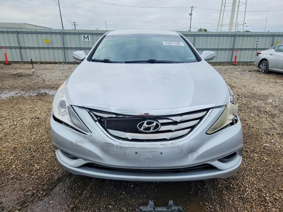 2011 HYUNDAI SONATA GLS  