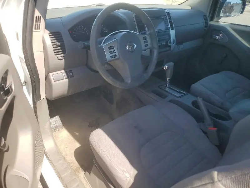 2017 NISSAN FRONTIER S  