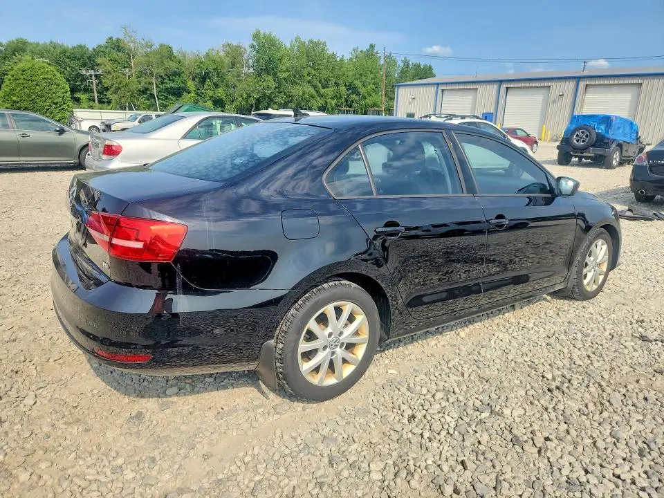 2015 VOLKSWAGEN JETTA SE  
