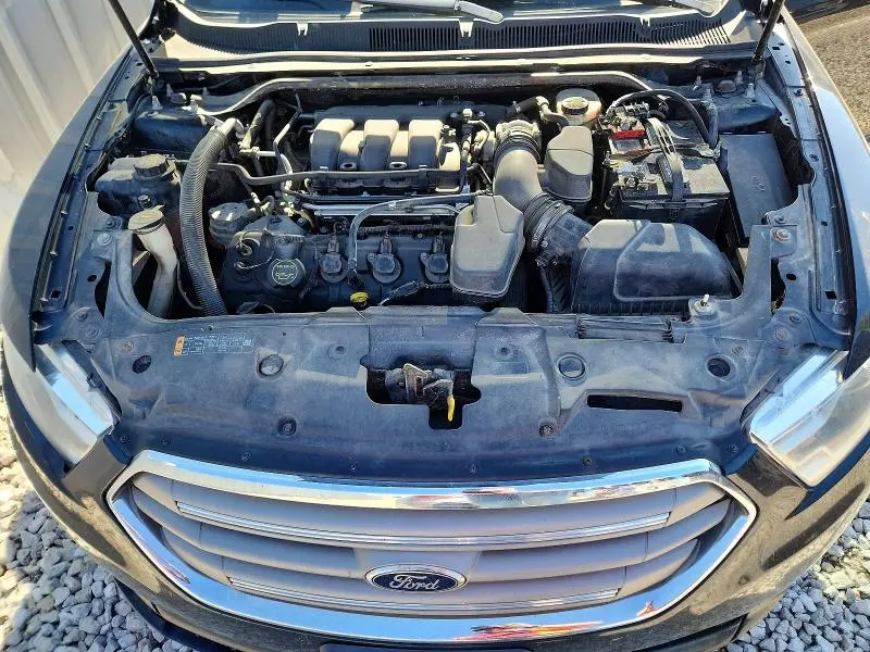 2015 FORD TAURUS SEL  