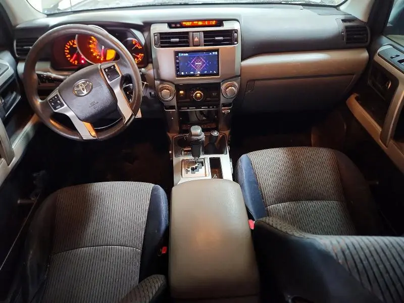 2010 TOYOTA 4RUNNER SR5  