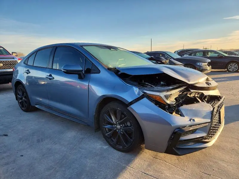 2023 TOYOTA COROLLA SE  