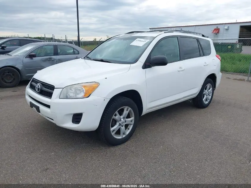 2012 TOYOTA RAV4  