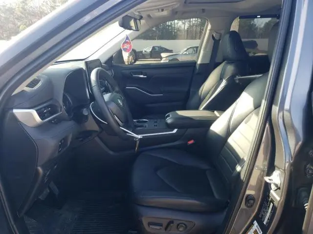 2023 TOYOTA HIGHLANDER L  