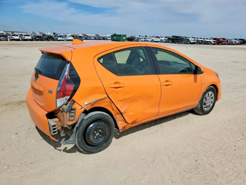 2015 TOYOTA PRIUS C TWO  