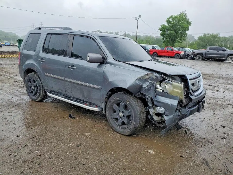 2011 HONDA PILOT TOURING  