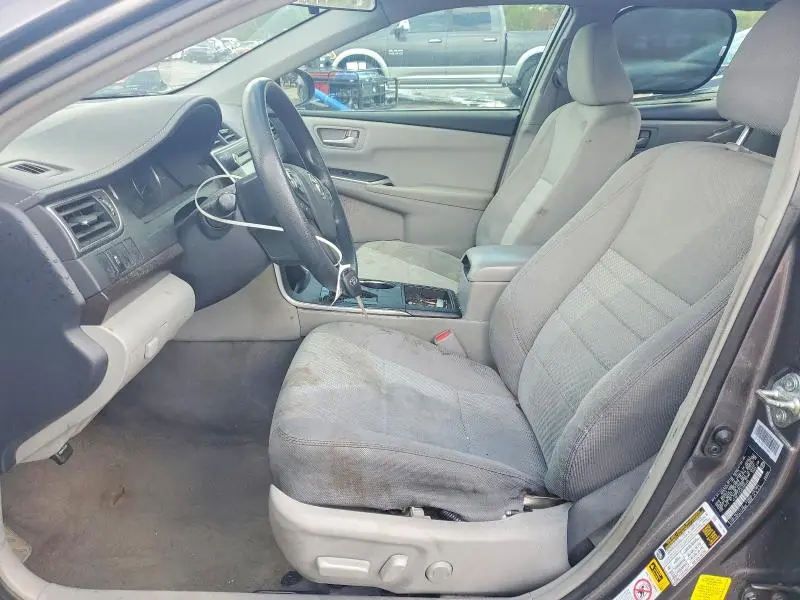 2016 TOYOTA CAMRY LE  