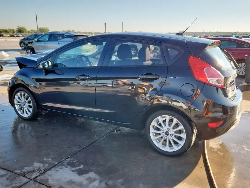 2014 FORD FIESTA SE  