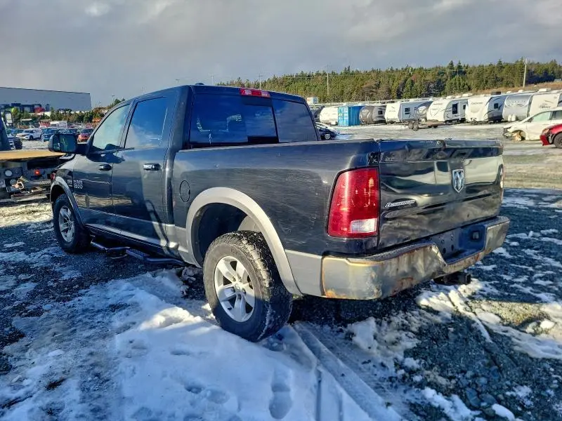 2013 RAM 1500 SLT  