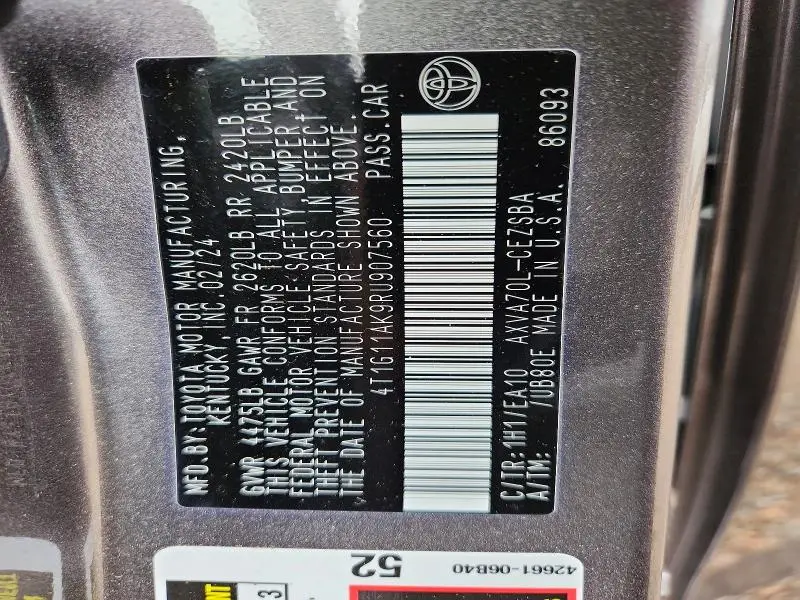 2024 TOYOTA CAMRY SE  