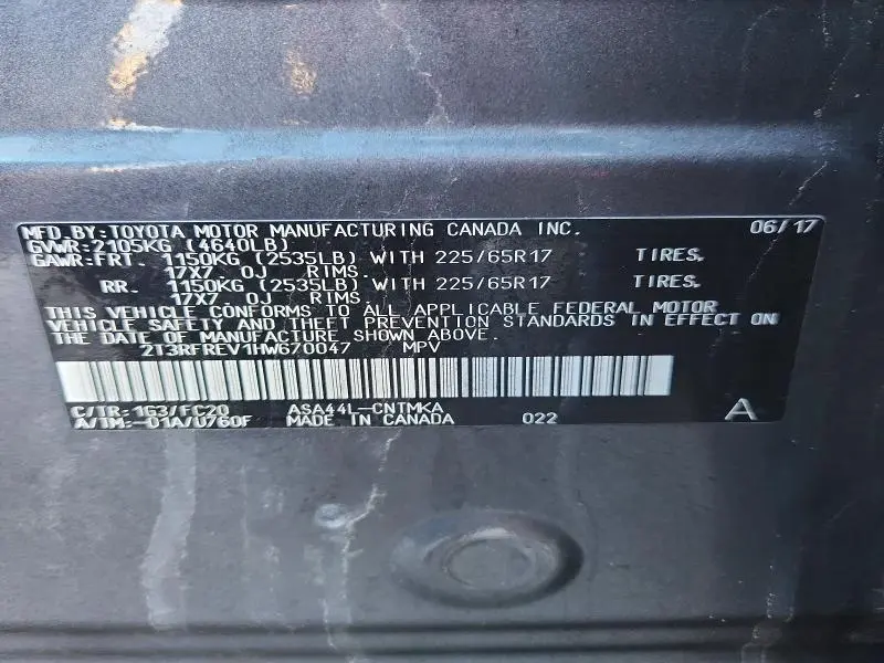 2017 TOYOTA RAV4 XLE  