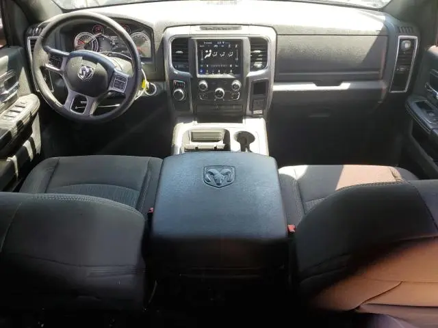 2021 RAM 1500 CLASSIC SLT  