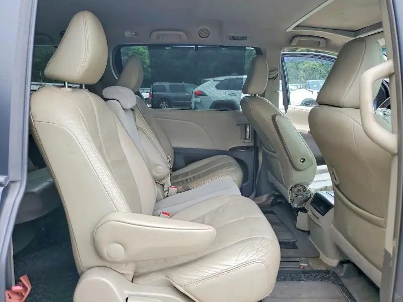 2012 TOYOTA SIENNA XLE 8-PASSENGER  