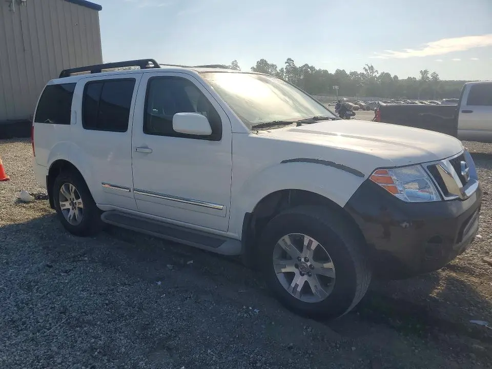 2012 NISSAN PATHFINDER S  