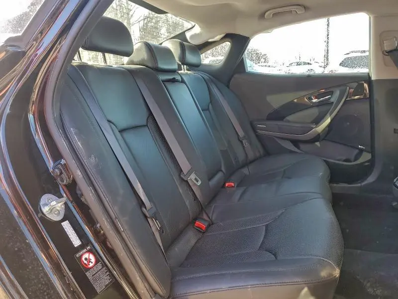 2017 HYUNDAI AZERA LIMITED  